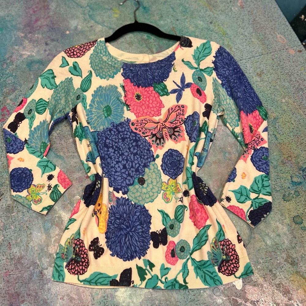 Soft Spring Sweater - image 4